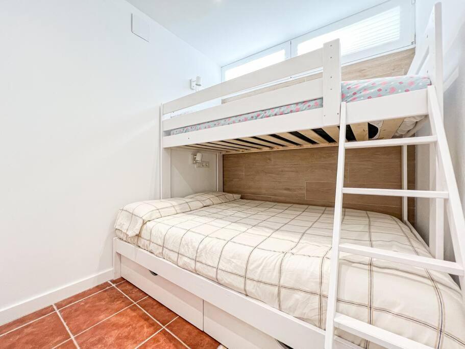 Apartament 'Es Botanic' บลาเนส ภายนอก รูปภาพ